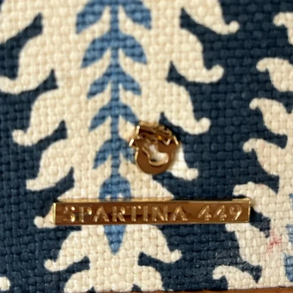 Spartina 449 Navy and White Leaf Crossbody Bag - Picture 2 of 4